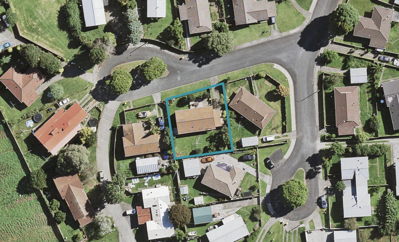 13 Dulcie Place, Red Hill, Papakura - Carousel 1