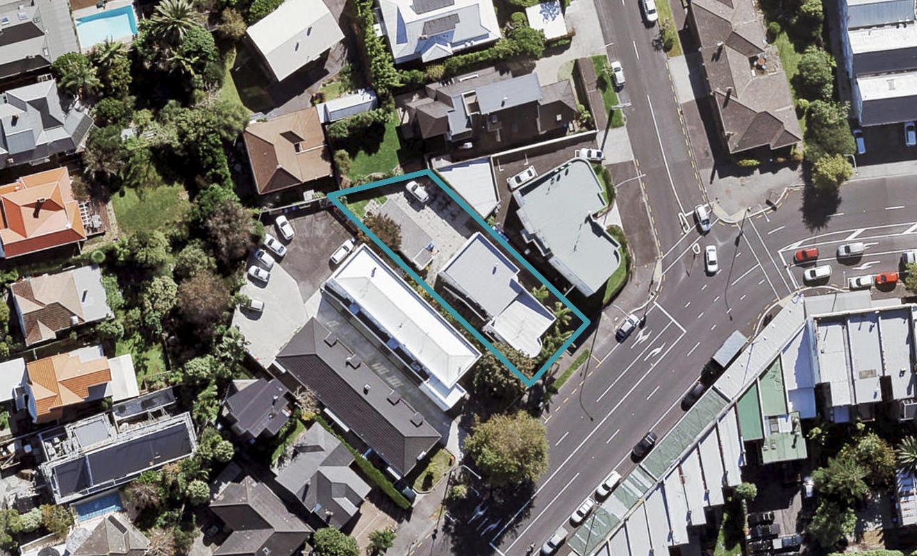 3/177 Jervois Road, Herne Bay, Auckland - Carousel 1