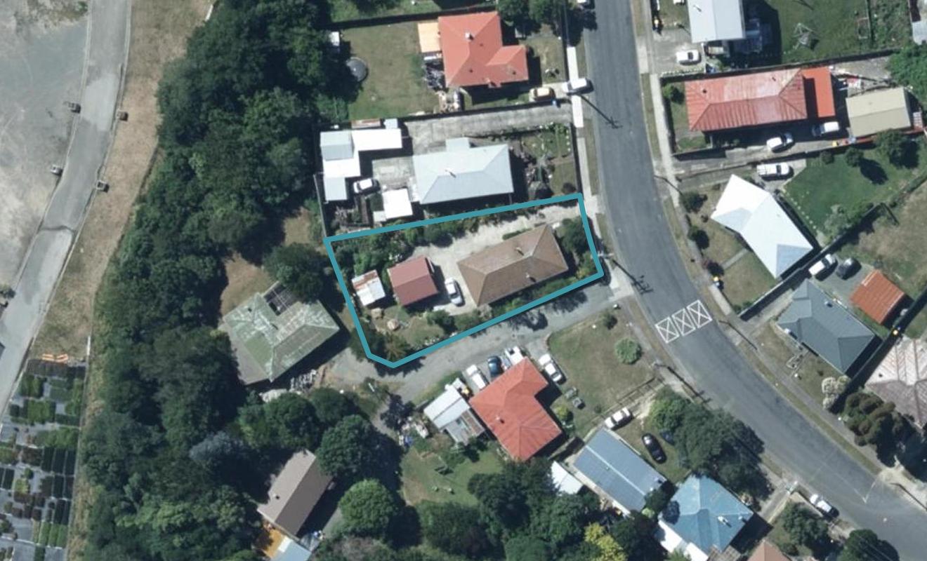 126 Sievers Grove, Cannons Creek, Porirua - Carousel 1