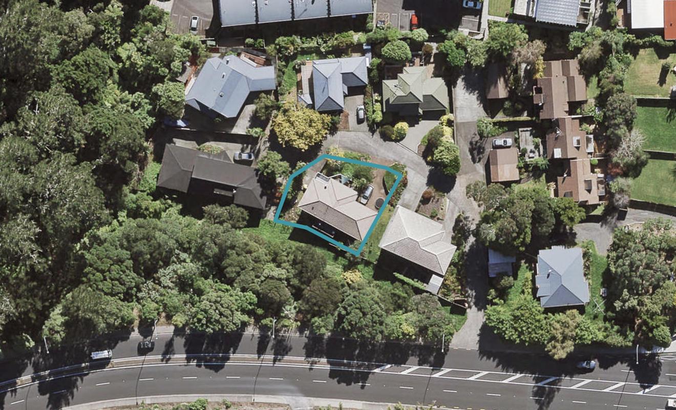 19 Highbury Bypass, Birkenhead, Auckland - Carousel 1
