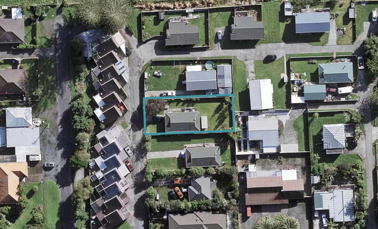 31C Springs Road, Parakai, Helensville - Carousel 1