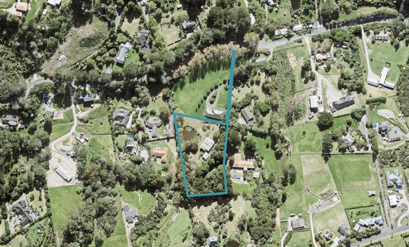 15 Hobbs Road, Matakatia, Whangaparaoa - Carousel 1