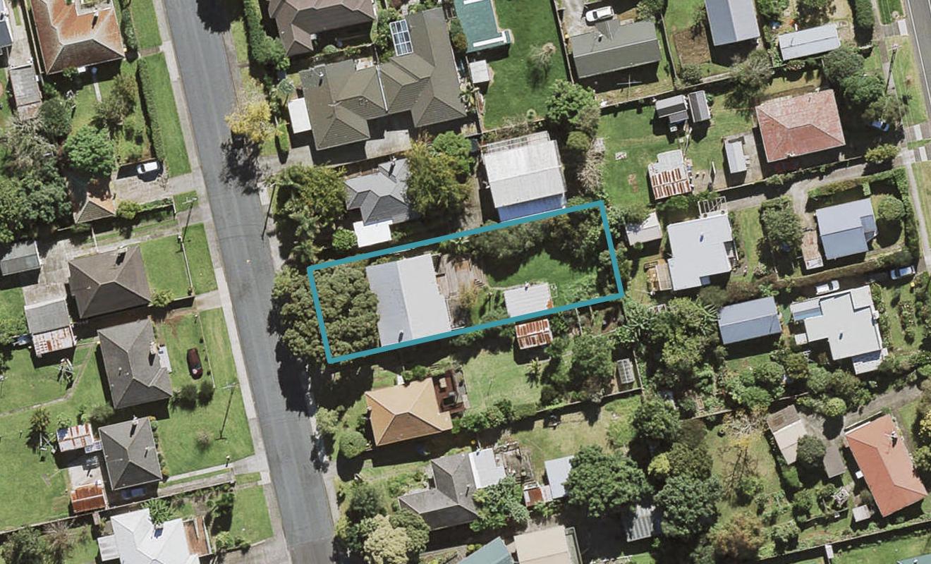 3 Kohanga Road, Mangere Bridge, Auckland - Carousel 1