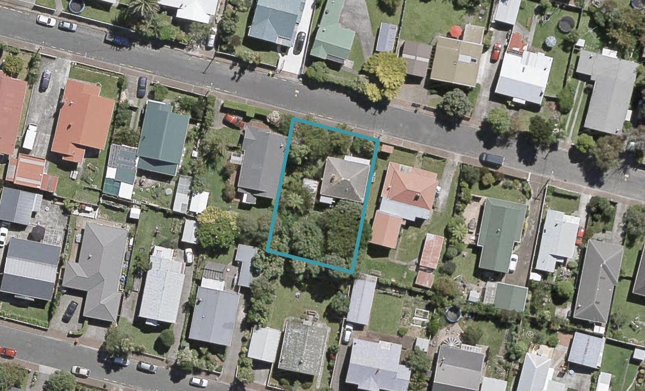 10 Valentine Street, Alicetown, Lower Hutt - Carousel 1
