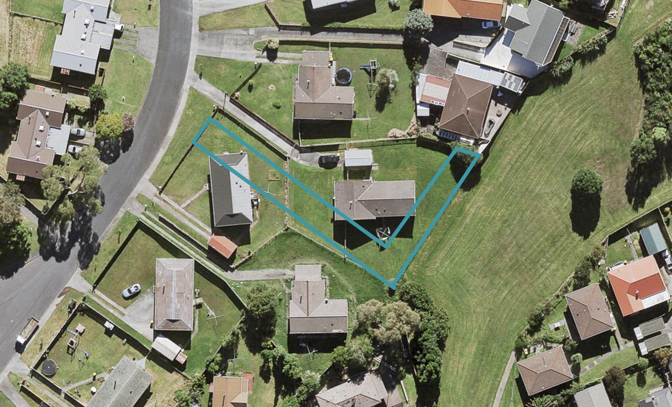 16 Hono Way, West Harbour, Auckland - Carousel 1