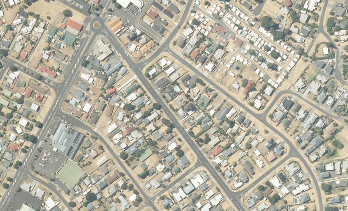 206 Ocean Road, Whangamatā - Carousel 1
