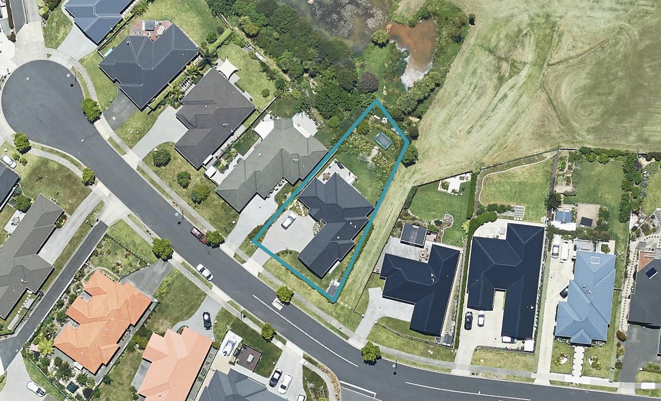 134 Oteki Park Drive, Welcome Bay, Tauranga - Carousel 1