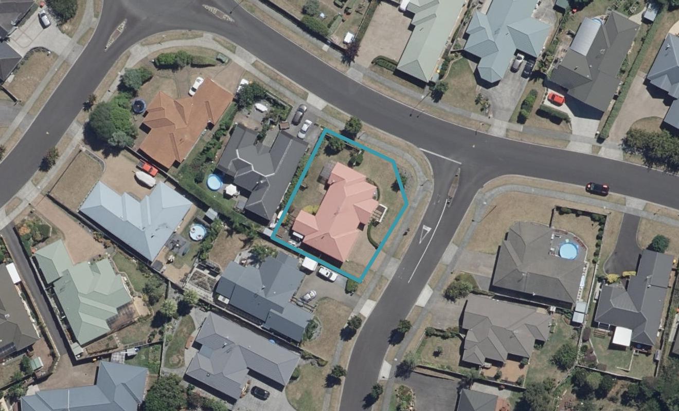 2 Harrogate Place, Grandview Heights, Hamilton - Carousel 1