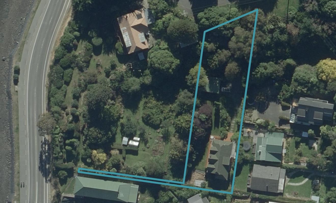 4 McLelland Street, Macandrew Bay, Dunedin - Carousel 1