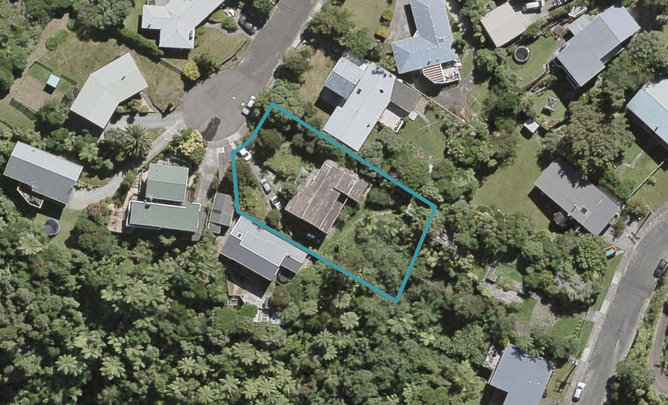 7 Levin Grove, Kelson, Lower Hutt - Carousel 1