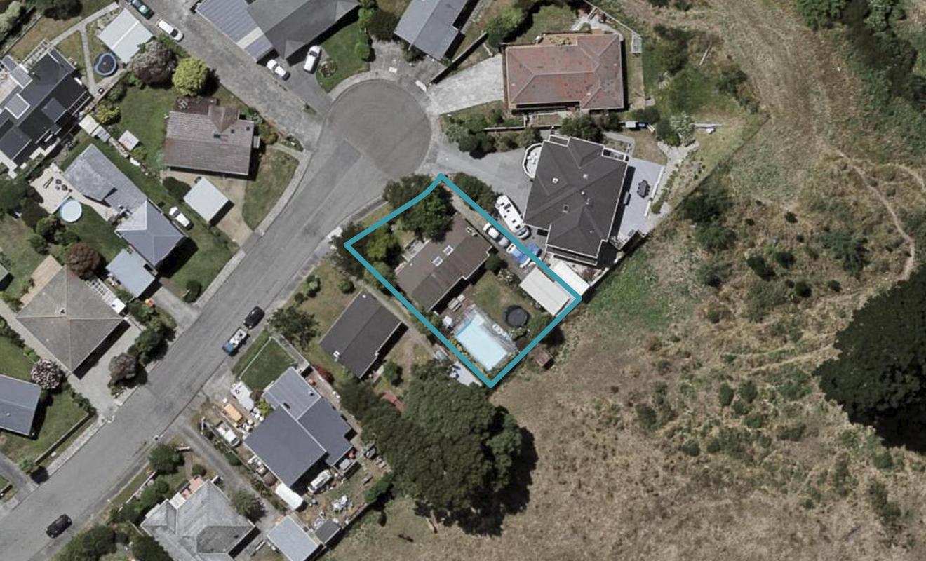 12 Nugget Grove, Raumati Beach, Paraparaumu - Carousel 1