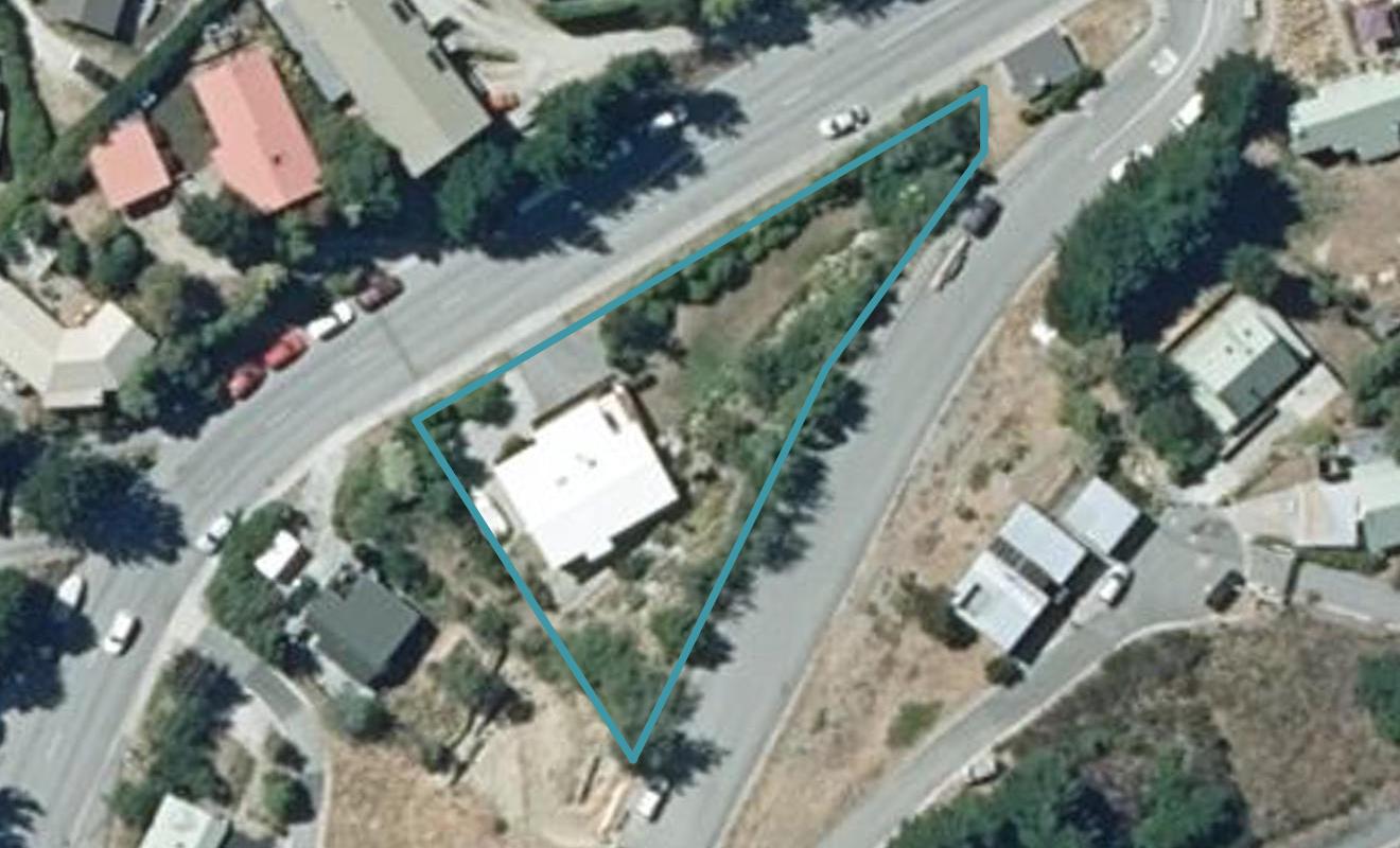 205 Fernhill Road, Sunshine Bay, Queenstown - Carousel 1