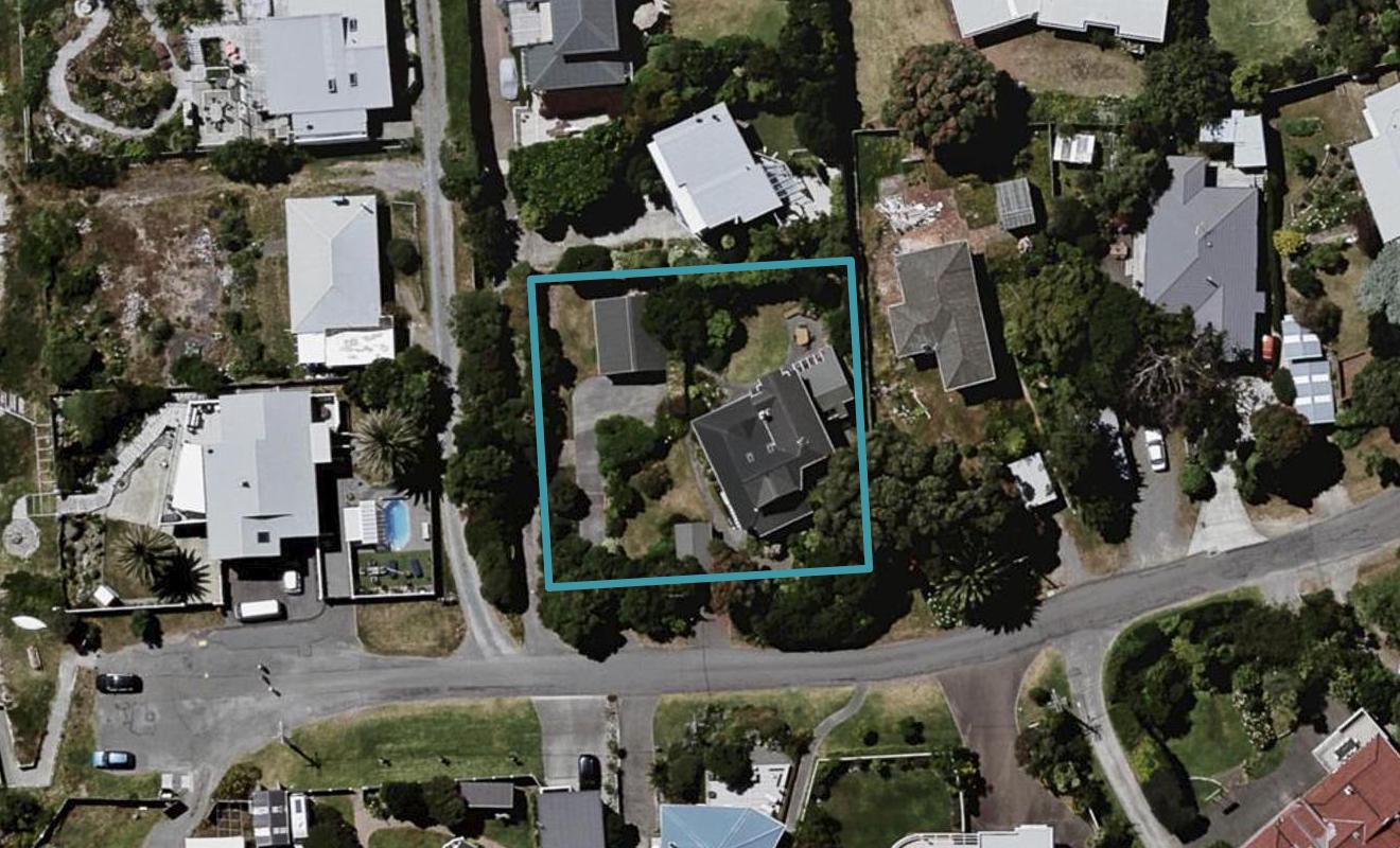 24 Tainui Street, Raumati Beach, Paraparaumu - Carousel 1
