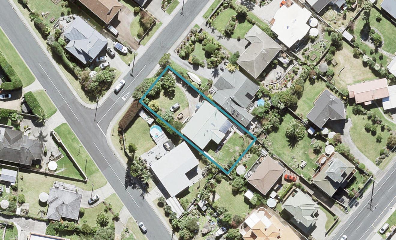 3 De Luen Avenue, Tindalls Beach, Whangaparaoa - Carousel 1