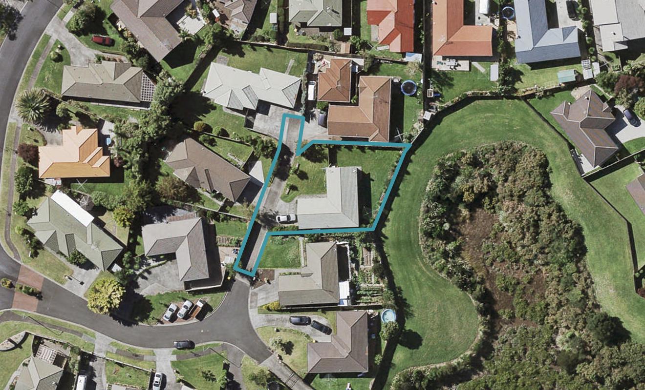 14 Ifield Court, Burswood, Auckland - Carousel 1