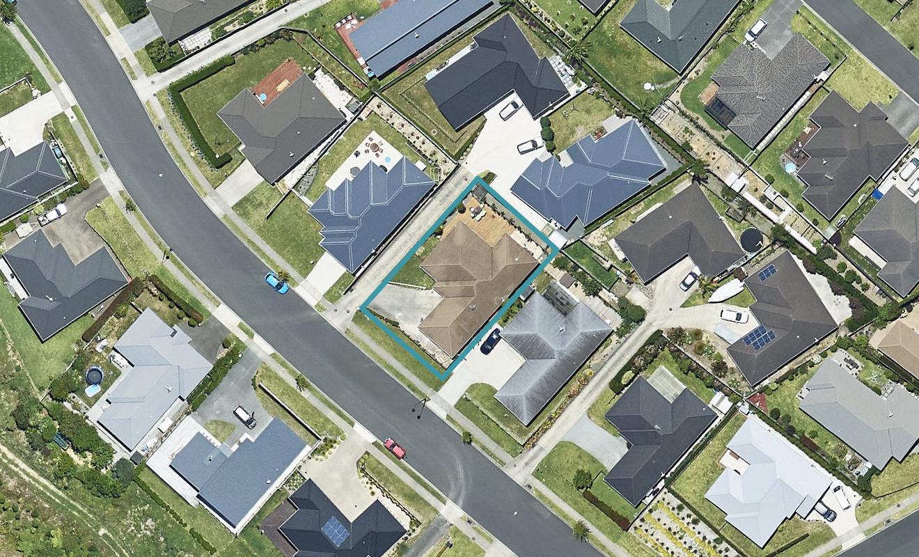 63 Falcon Drive, Welcome Bay, Tauranga - Carousel 1
