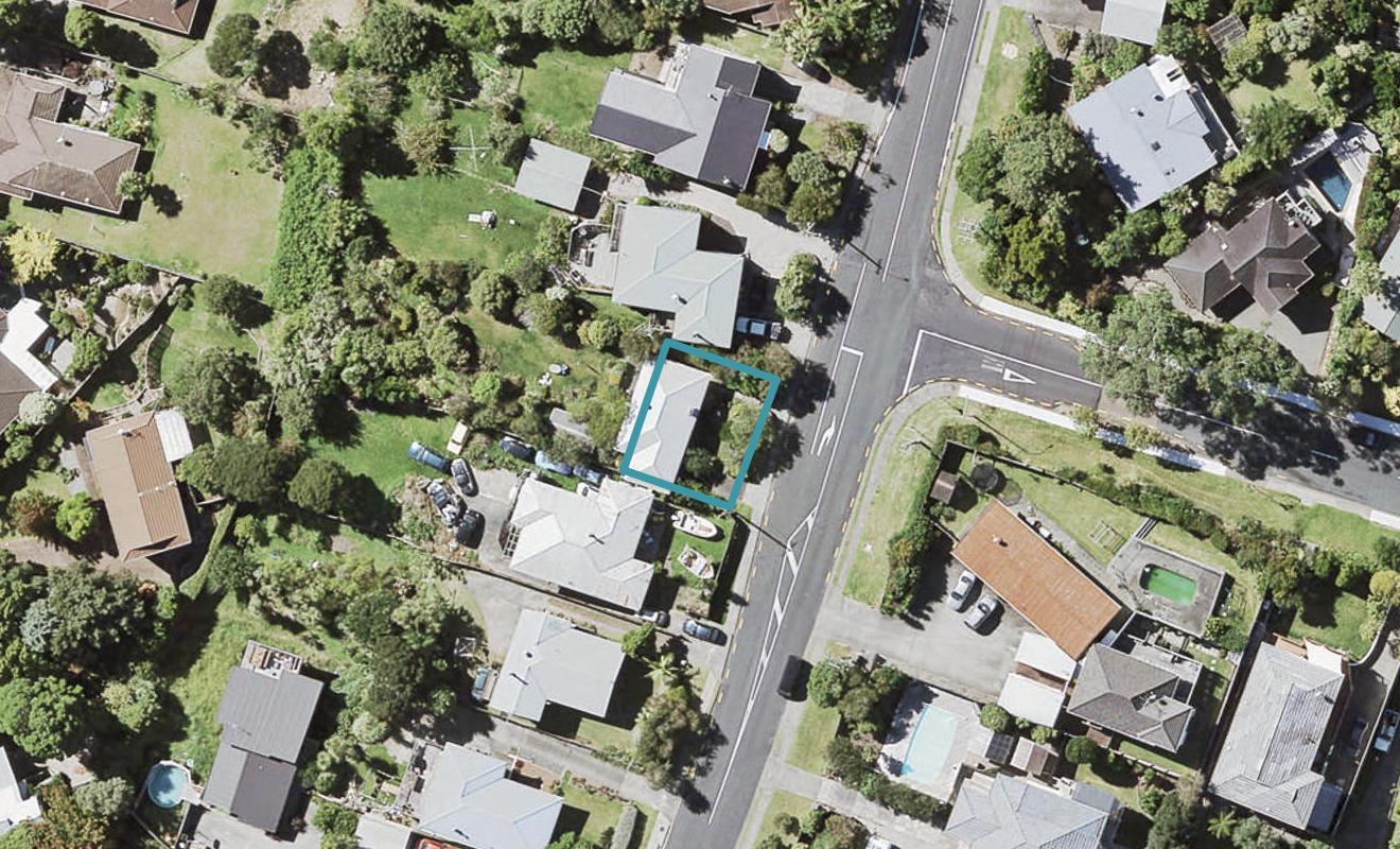 133A Arran Road, Browns Bay, Auckland - Carousel 1