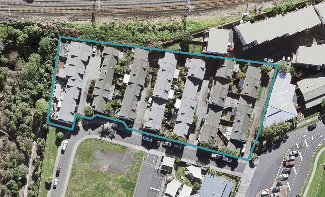 19/1 Melview Place, New Lynn, Auckland - Carousel 1