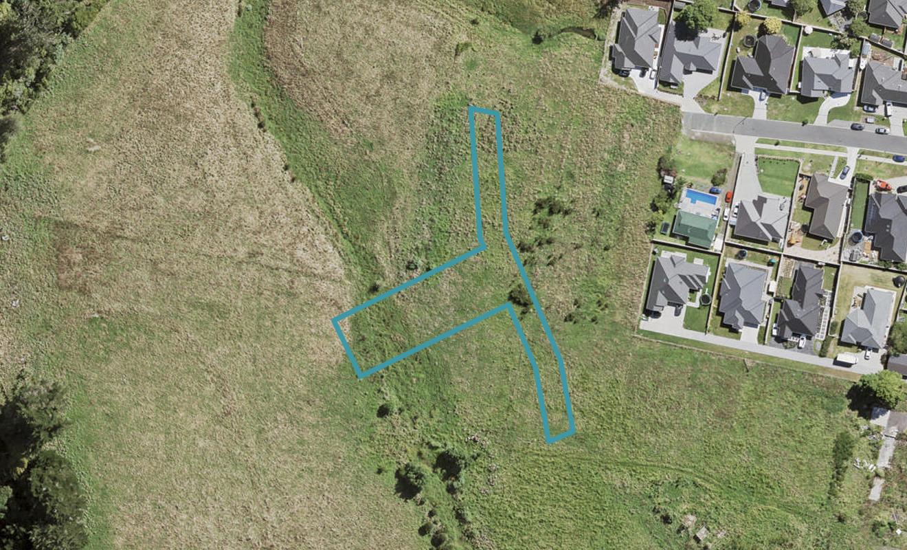 8 Karepe Lane, Kumeu - Carousel 1