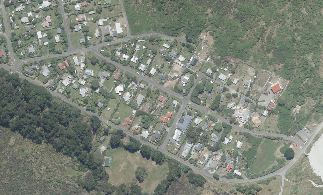 16 Muri Street, Aramoana, Port Chalmers - Carousel 1