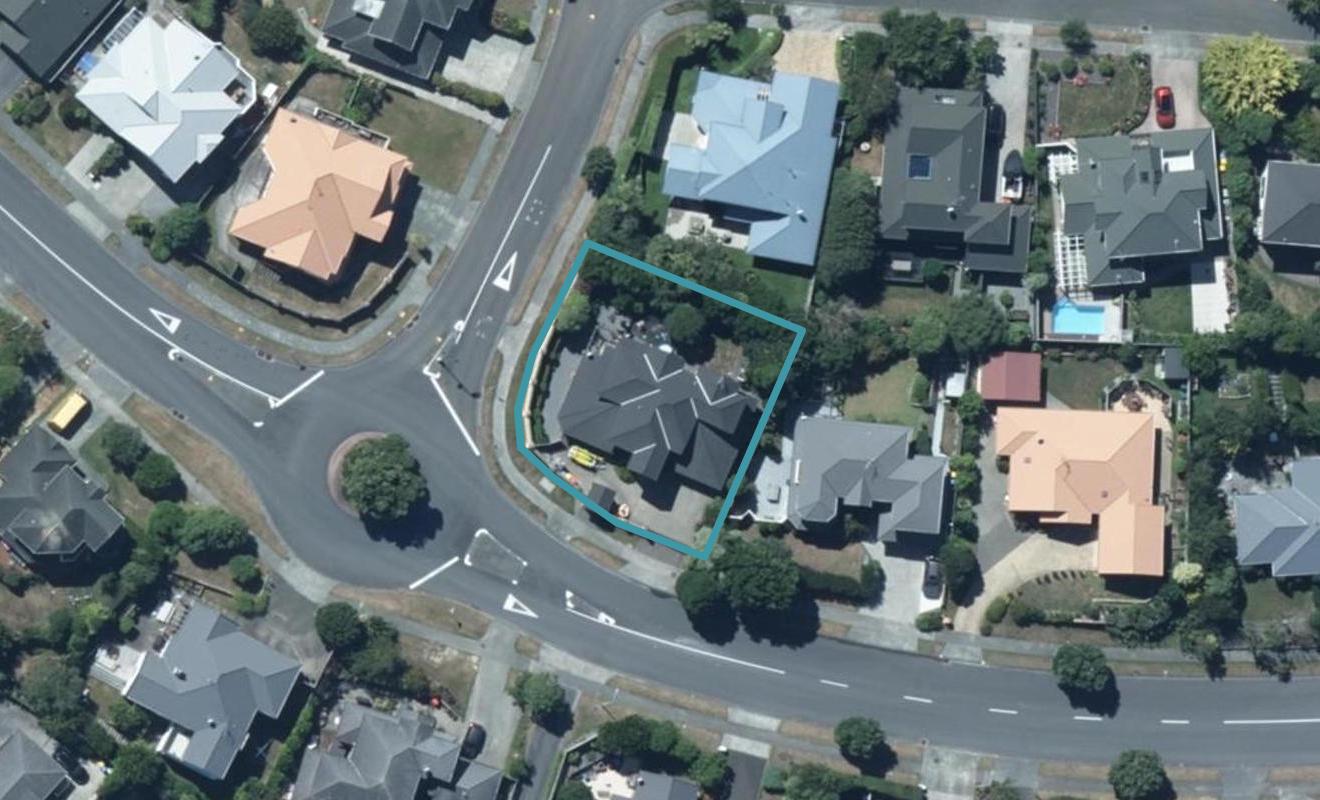 57 Joseph Banks Drive, Whitby, Porirua - Carousel 1
