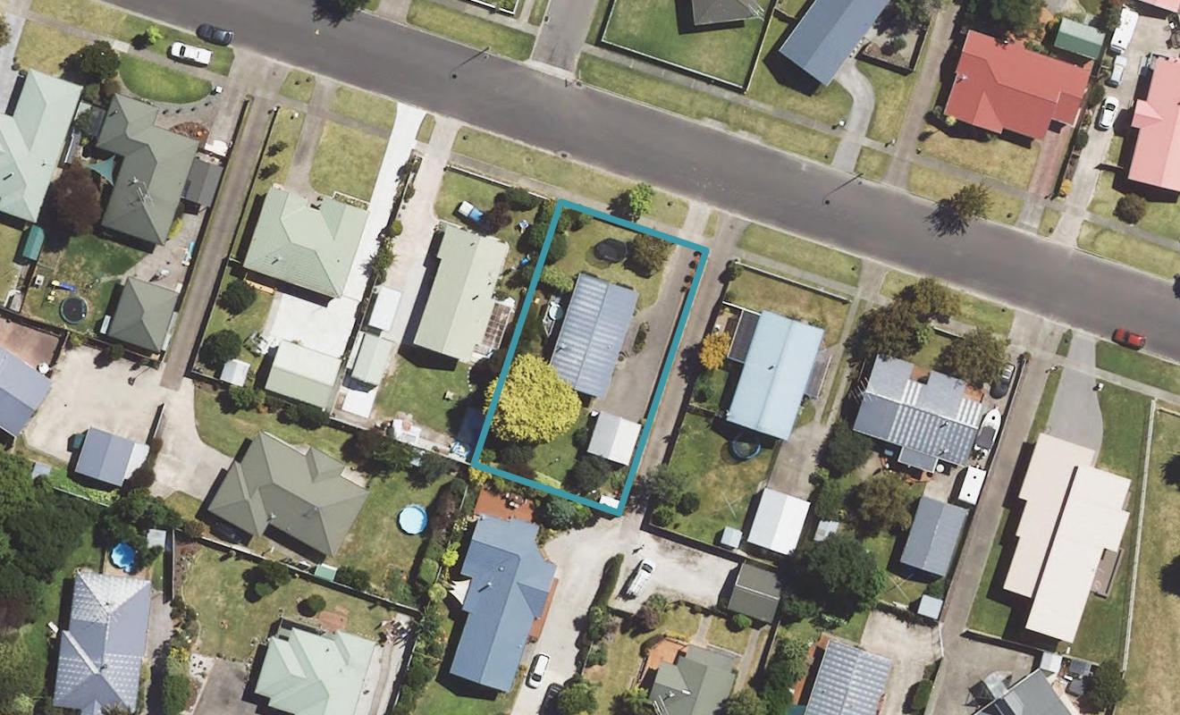 24 Ruru Avenue, Lytton West, Gisborne - Carousel 1