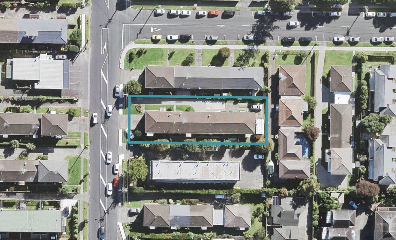 3/769 Beach Road, Browns Bay, Auckland - Carousel 1