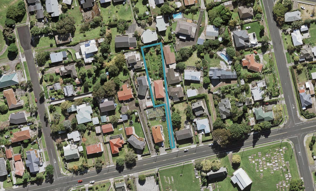 34 Church Road, Mangere Bridge, Auckland - Carousel 1
