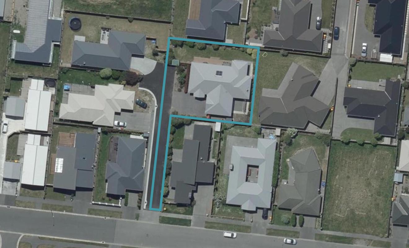 15 Kingsbridge Drive, Burwood, Christchurch - Carousel 1