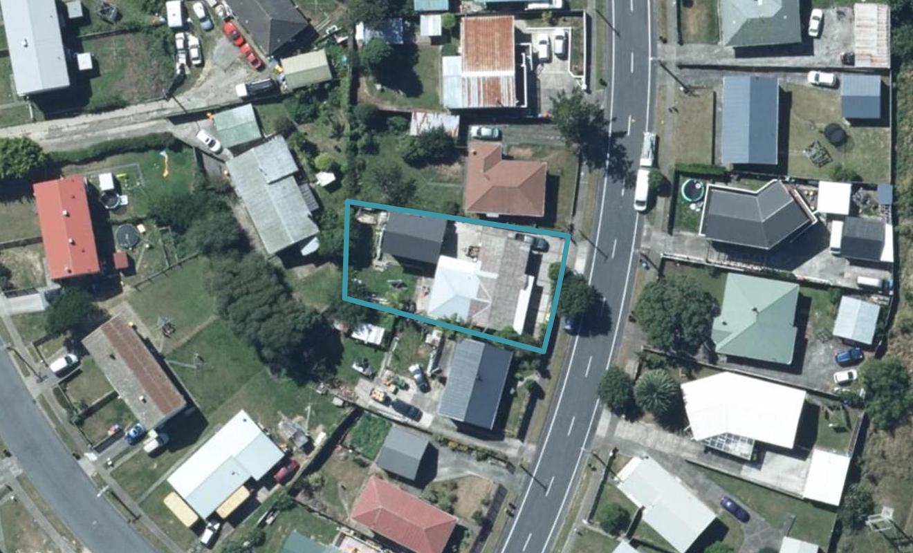 87 Driver Crescent, Cannons Creek, Porirua - Carousel 1