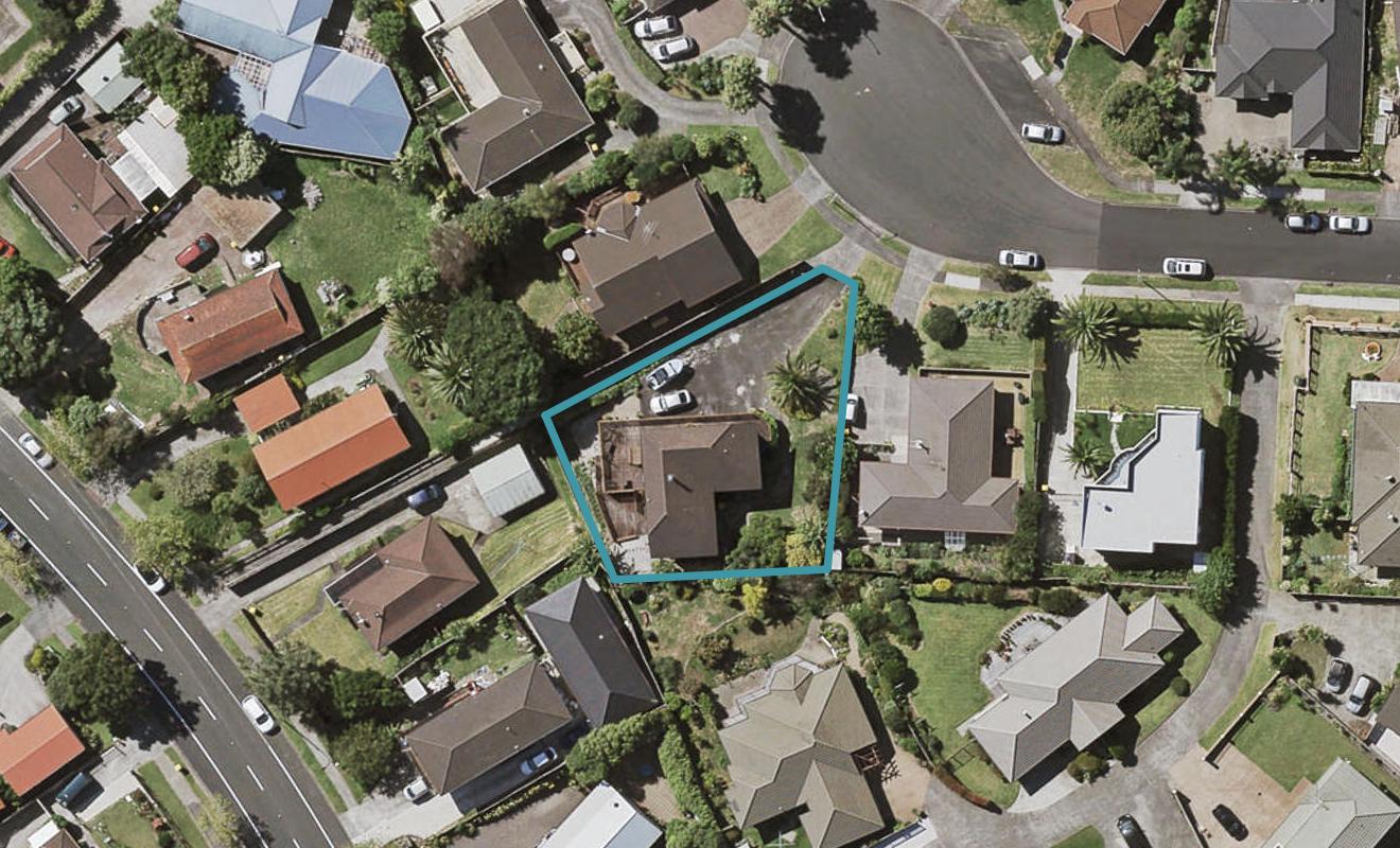 44 Ewhurst Place, Goodwood Heights, Auckland - Carousel 1