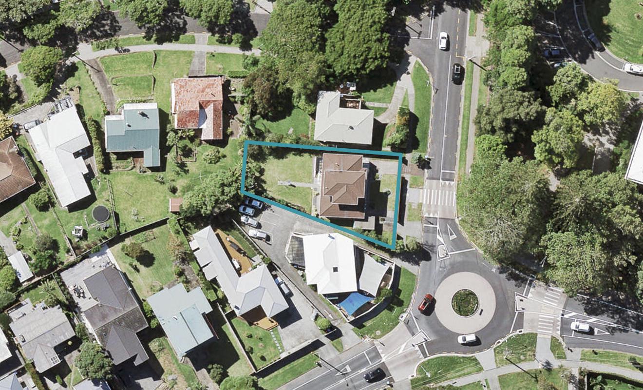 141 Crossfield Road, Glendowie, Auckland - Carousel 1