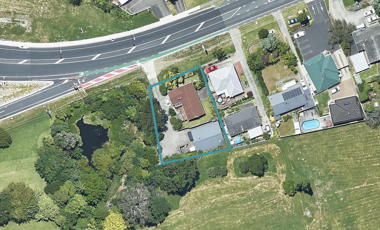 52 Welcome Bay Road, Welcome Bay, Tauranga - Carousel 1