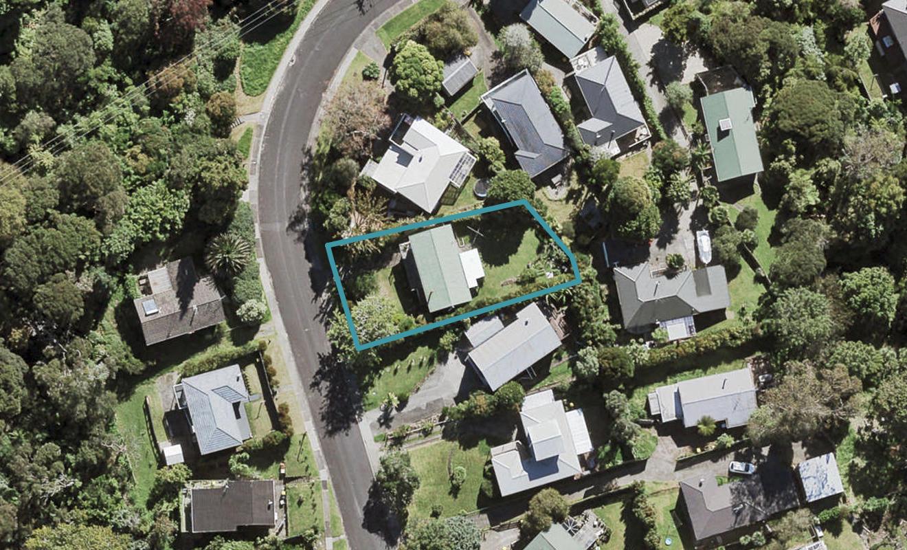 33 Lanigan Street, Birkdale, Auckland - Carousel 1