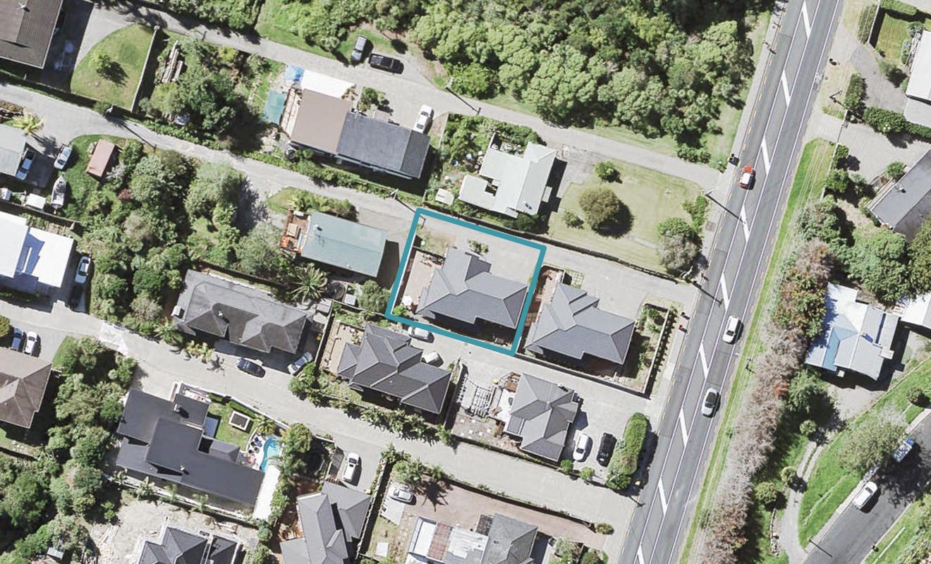 688A Beach Road, Browns Bay, Auckland - Carousel 1