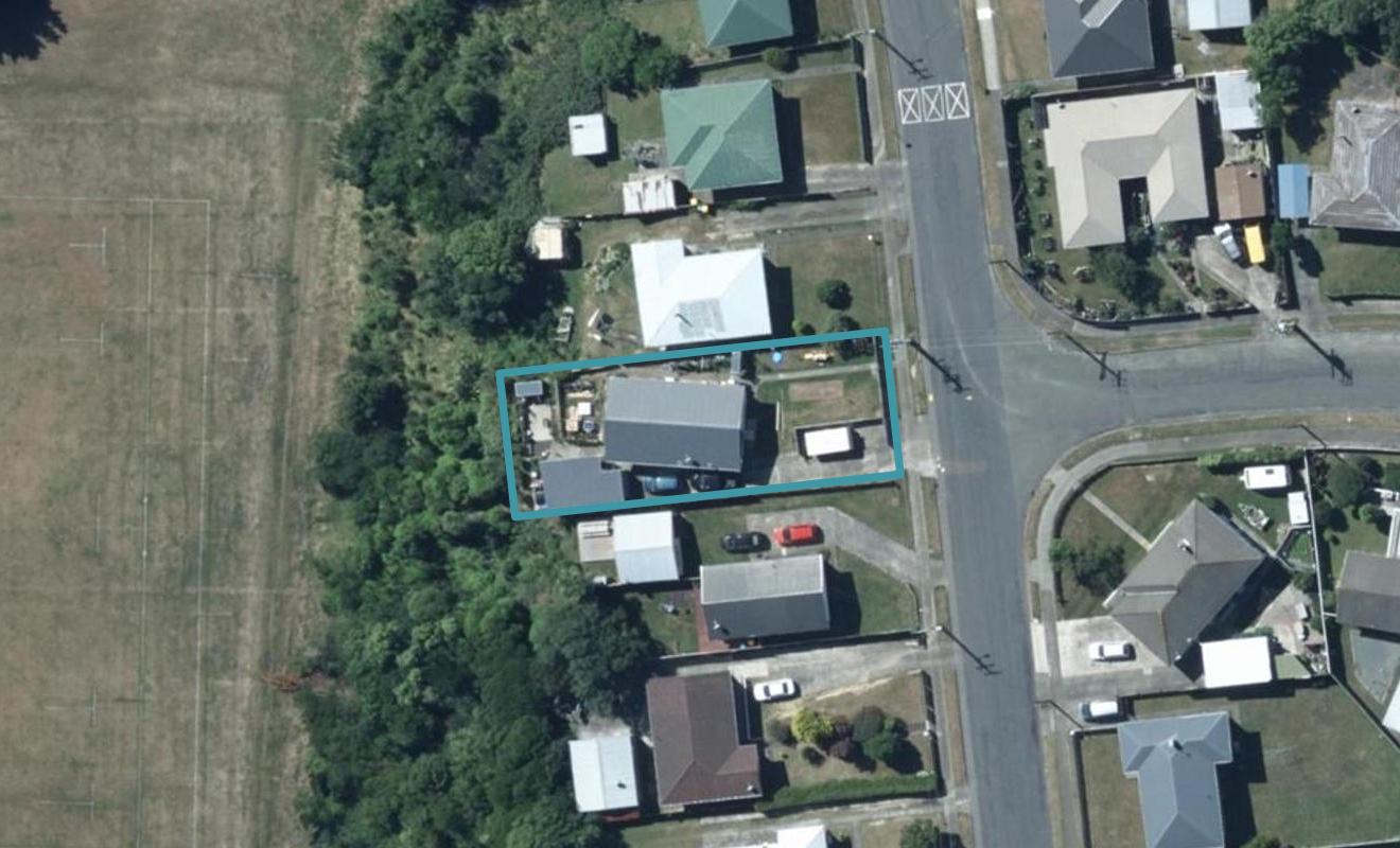 94 Sievers Grove, Cannons Creek, Porirua - Carousel 1