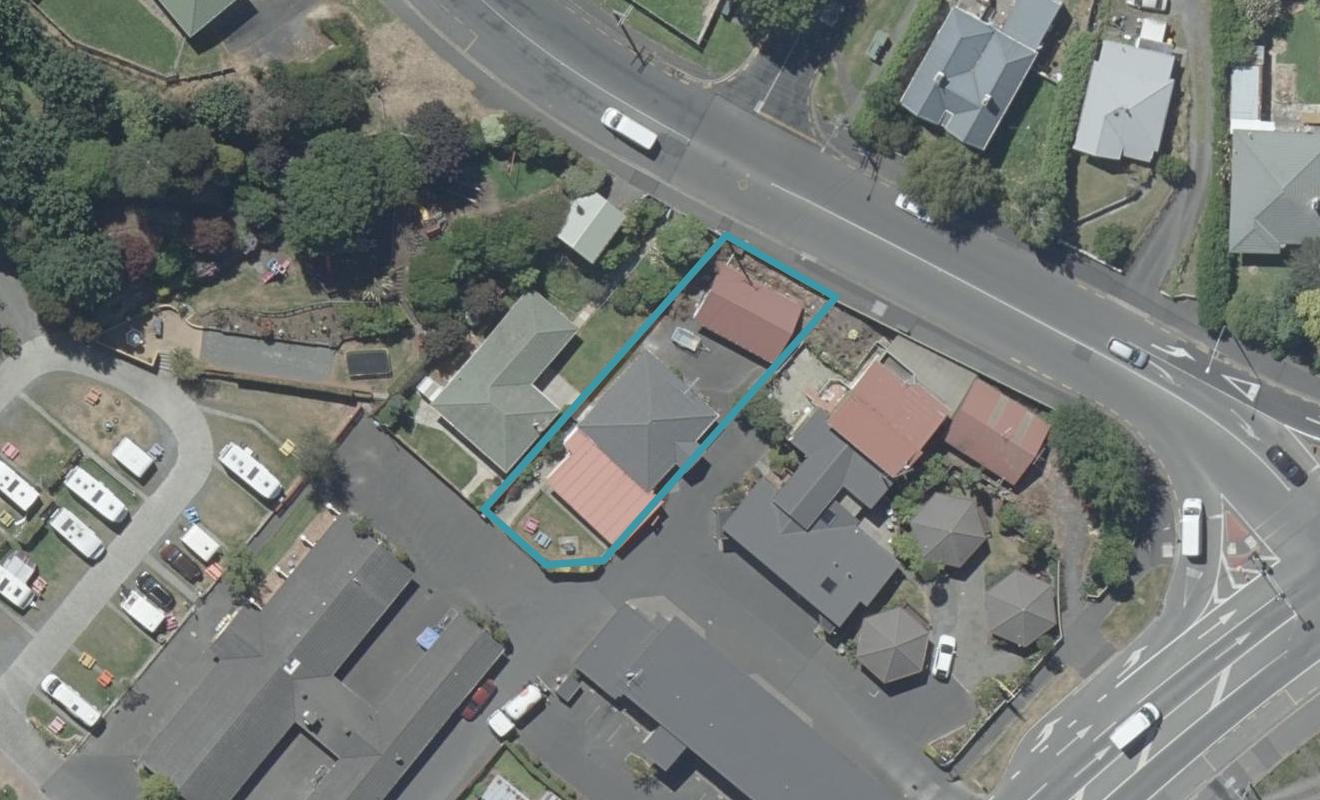 9 Brockville Road, Glenross, Dunedin - Carousel 1