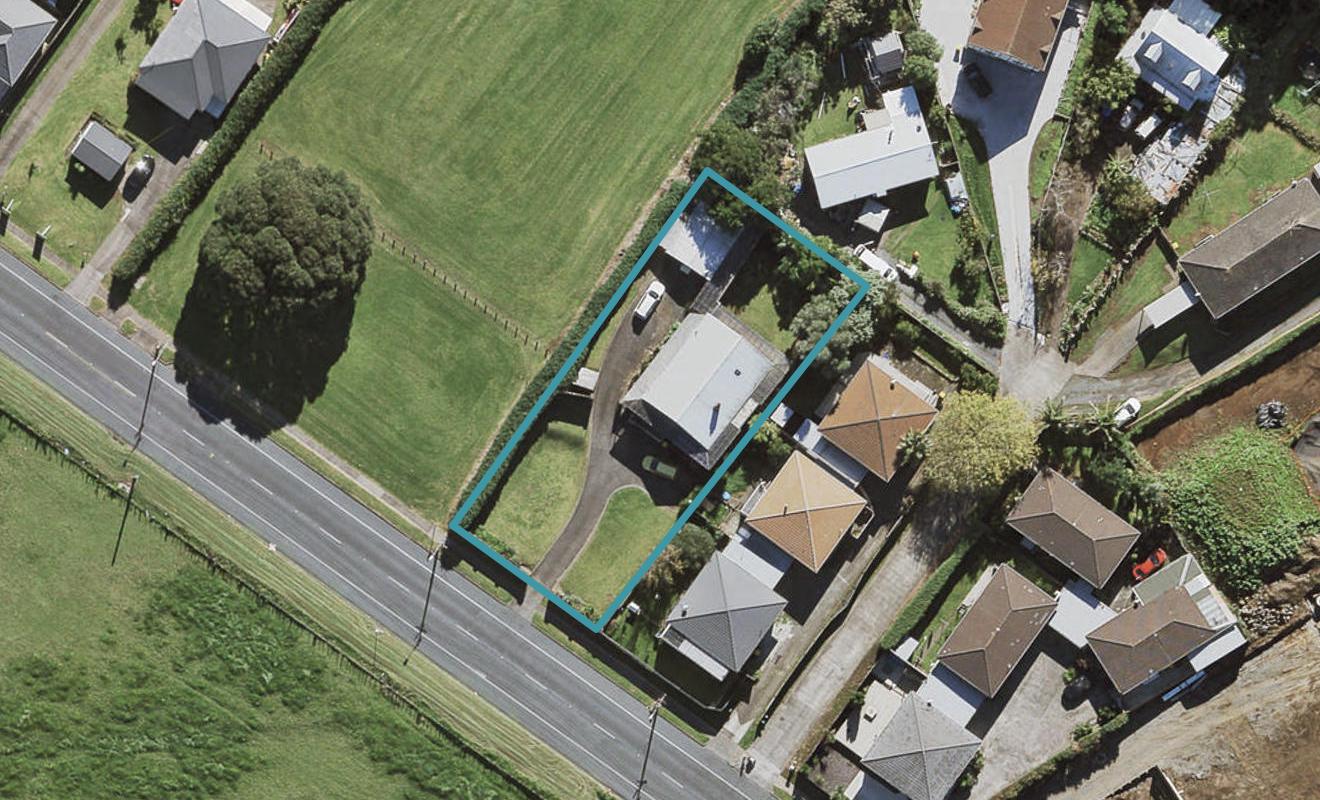 145 Wallace Road, Mangere Bridge, Auckland - Carousel 1