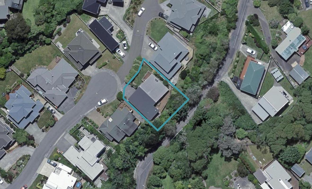 18 Wantwood Grove, Churton Park, Wellington - Carousel 1