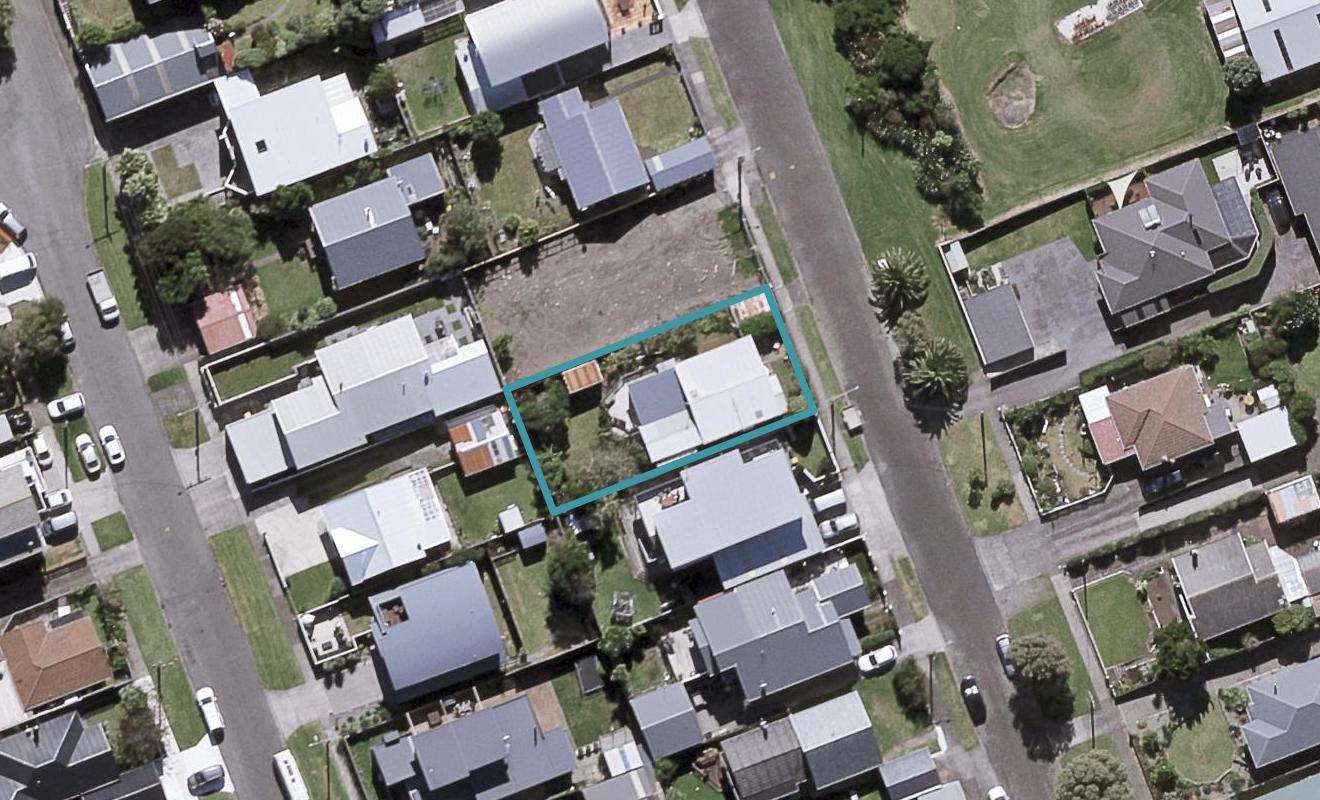 14 Record Street, Fitzroy, New Plymouth - Carousel 1