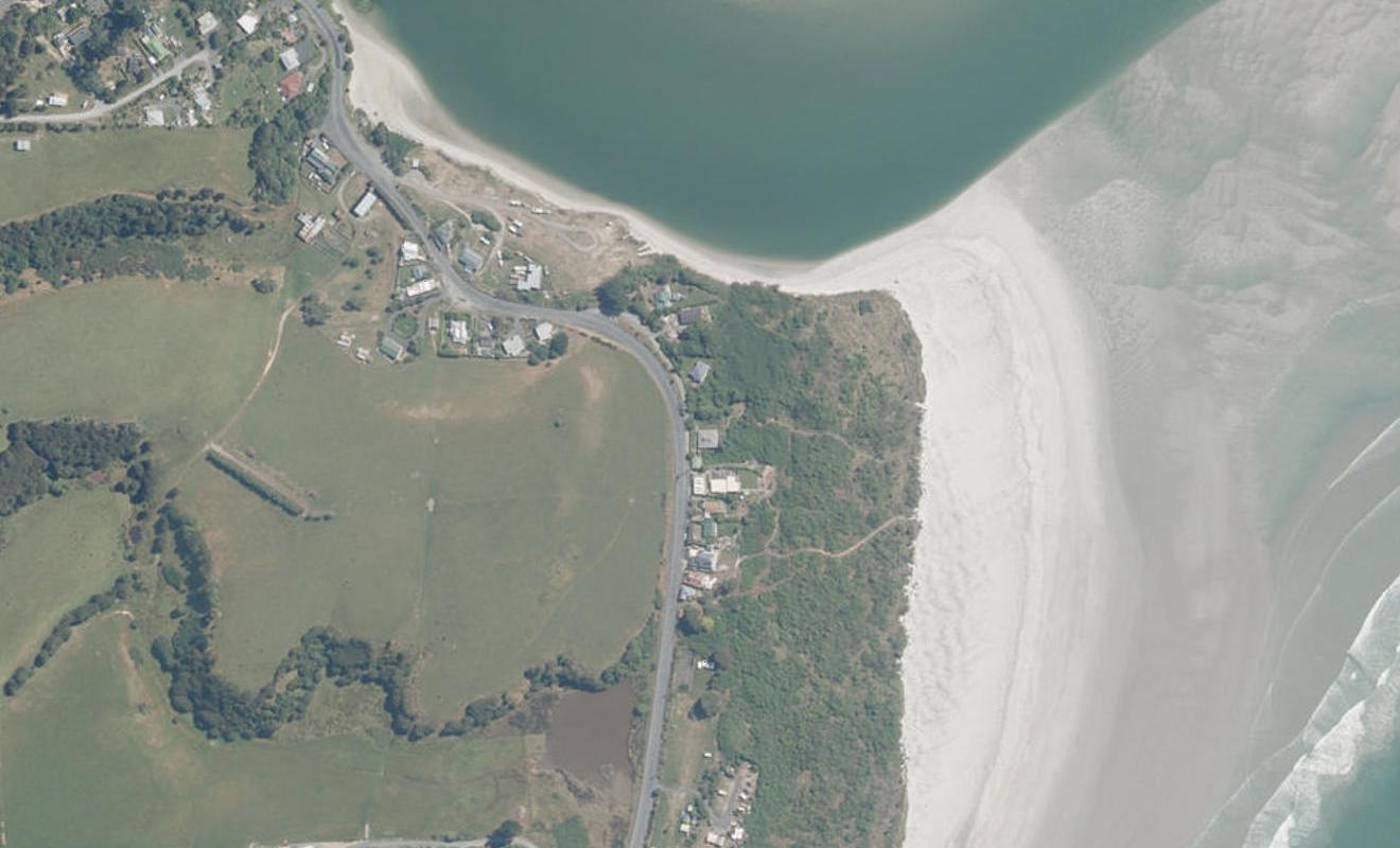 39 Moturata Road, Taieri Beach, Taieri Mouth - Carousel 1