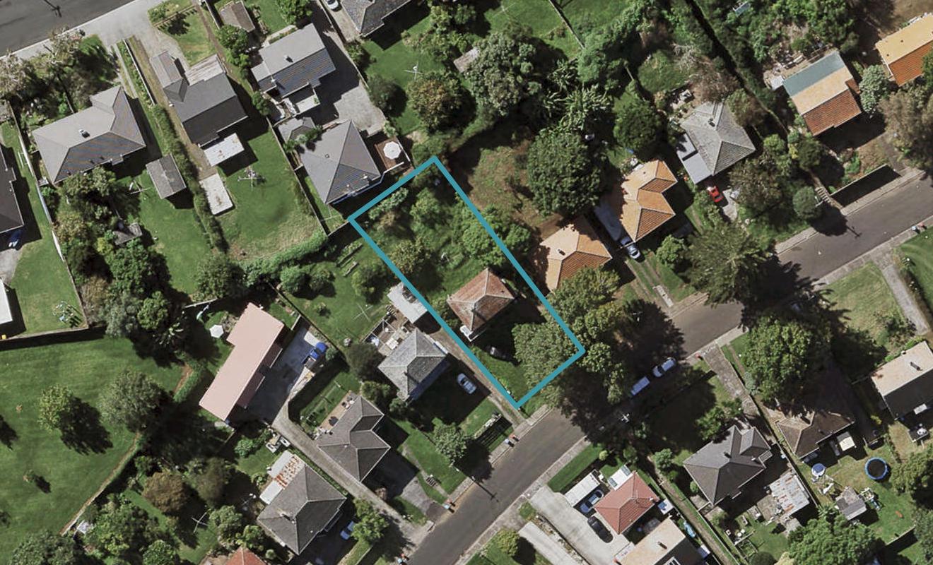 15 McCulloch Road, Panmure, Auckland - Carousel 1