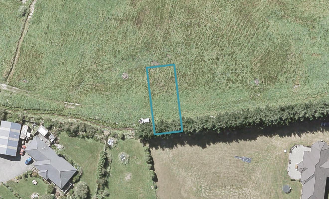 12 Brian Hughes Road, Wainuiomata, Lower Hutt - Carousel 1