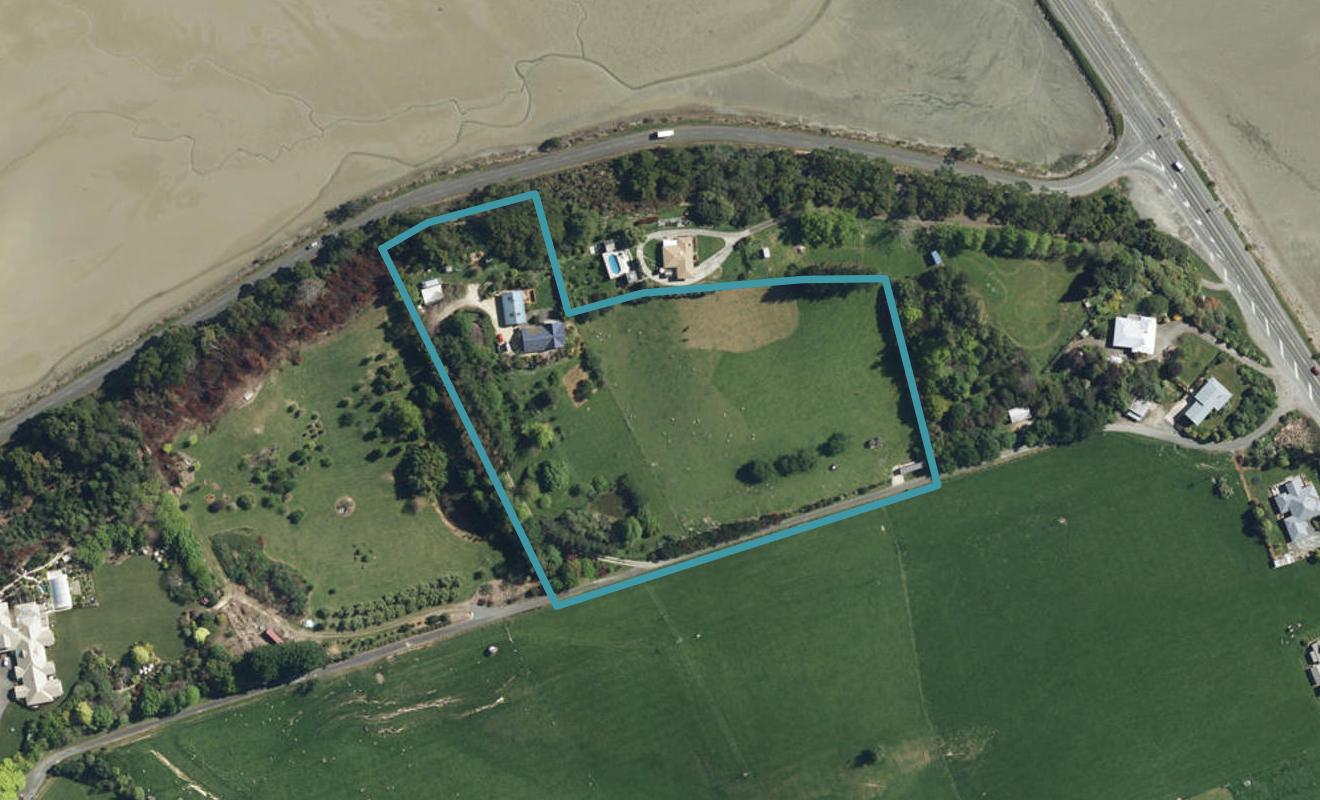 2395 The Coastal Highway, Upper Moutere - Carousel 1