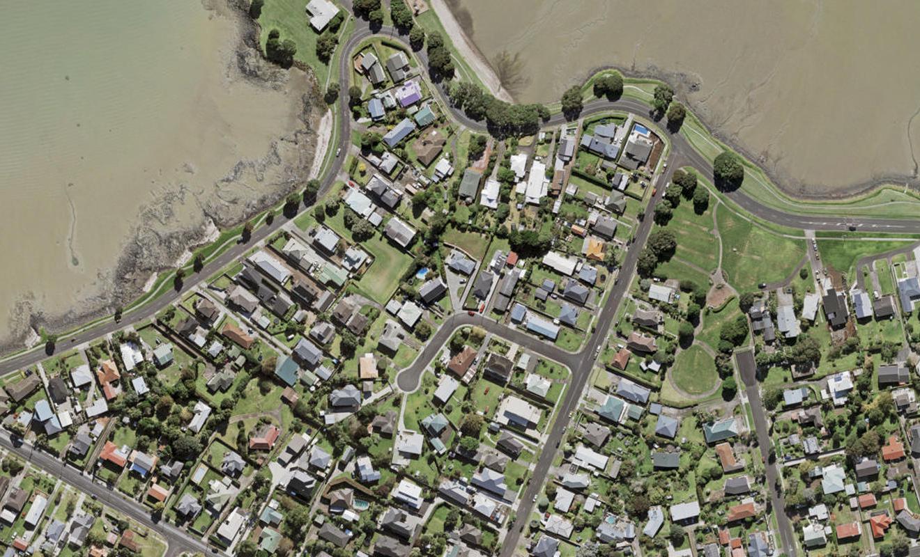 7 Ngaio Avenue, Mangere Bridge, Auckland - Carousel 1