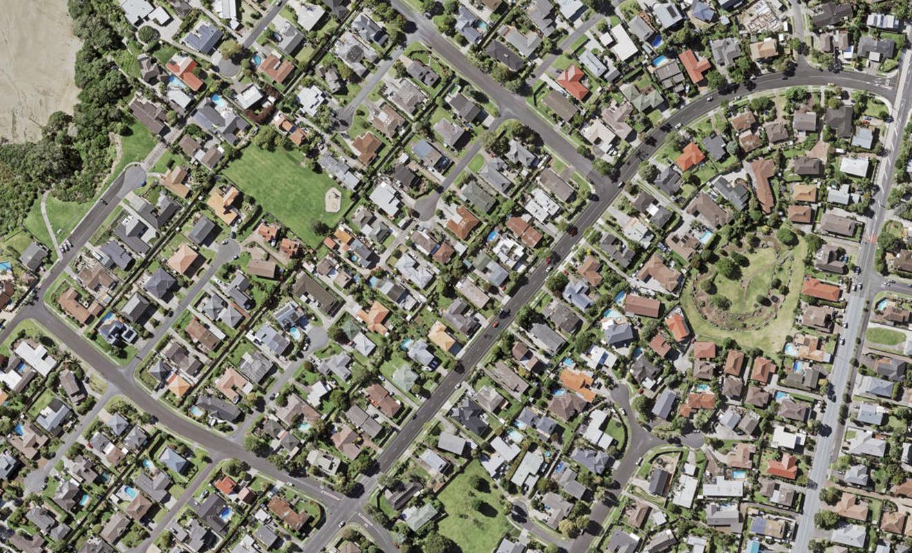 29D Prince Regent Drive, Half Moon Bay, Auckland - Carousel 1