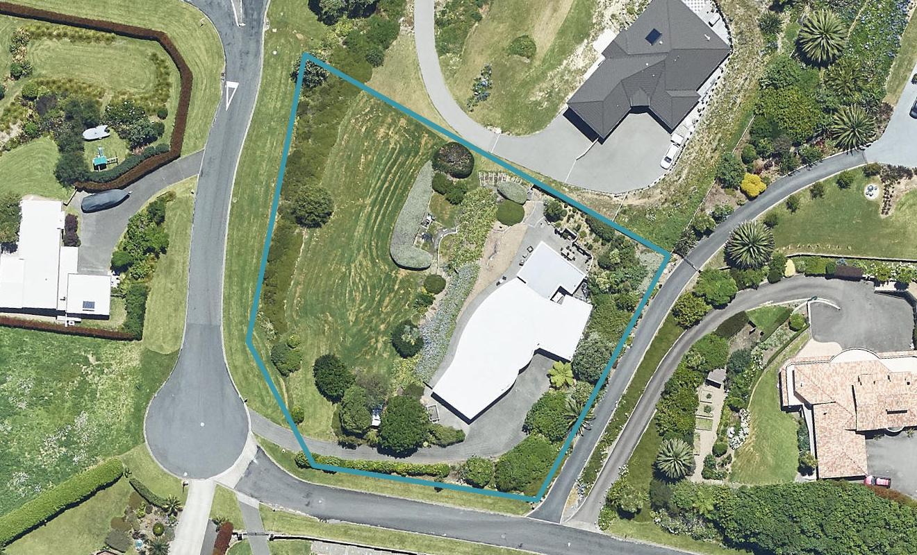1 Estates Terrace, Welcome Bay, Tauranga - Carousel 1