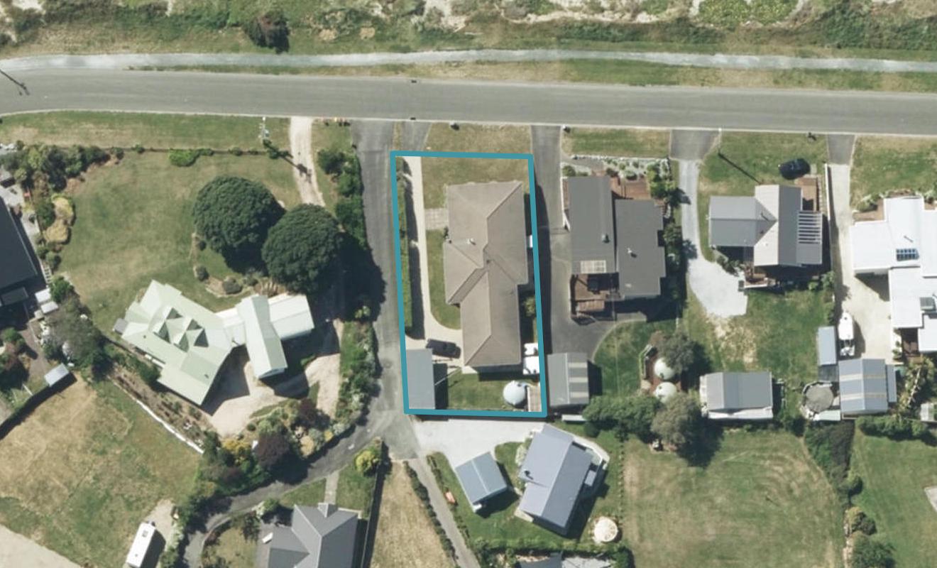 31 Selwyn Street, Pohara - Carousel 1