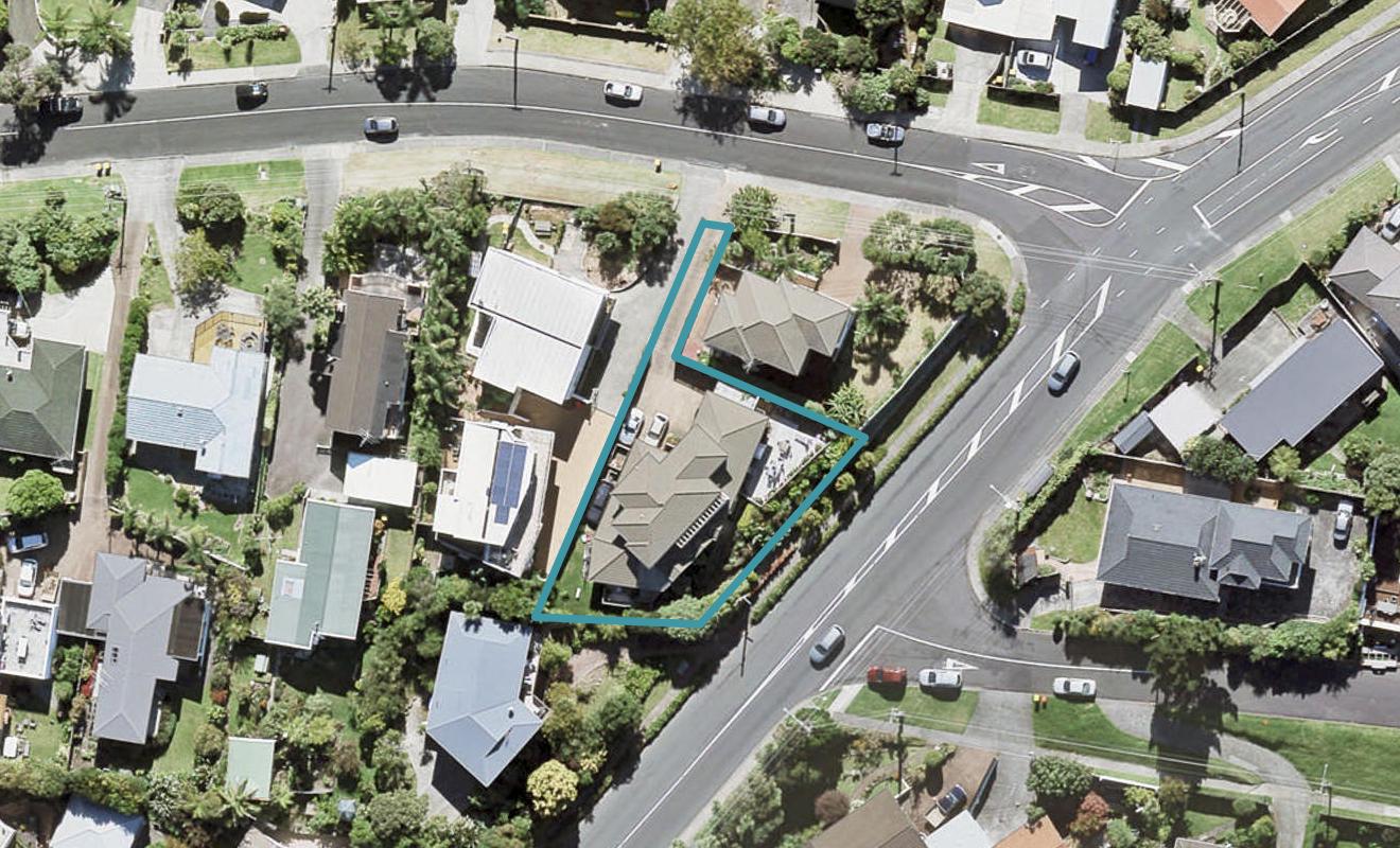 2 Mizpah Road, Torbay, Auckland - Carousel 1
