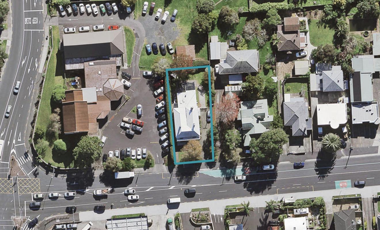 235 Onewa Road, Birkenhead, Auckland - Carousel 1